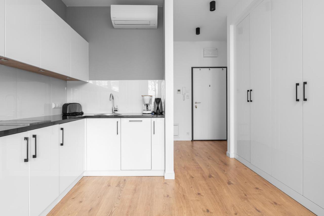 Warsaw Concierge Warszawa Zachodnia Apartment Exterior photo