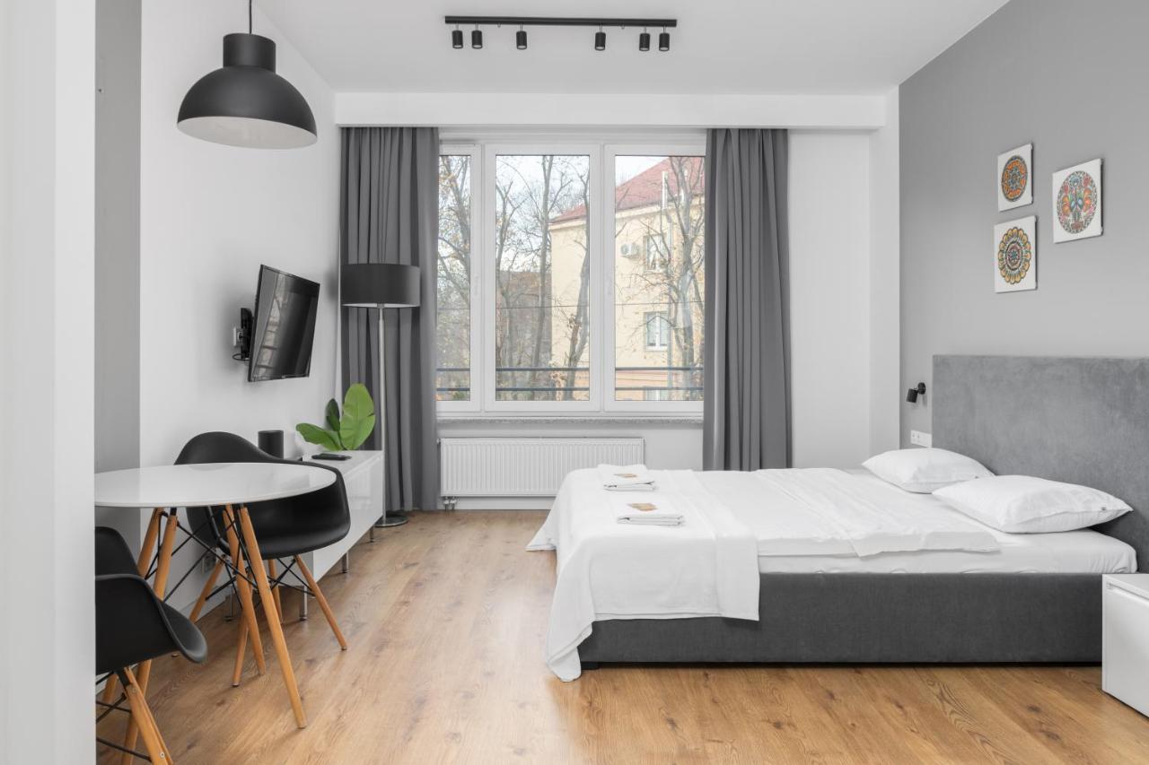 Warsaw Concierge Warszawa Zachodnia Apartment Exterior photo